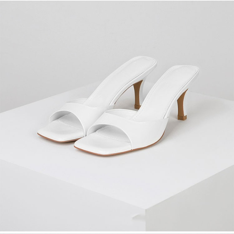 New Summer Women's Slippers Lu - Summer Clothing Stores recensione e prezzo
