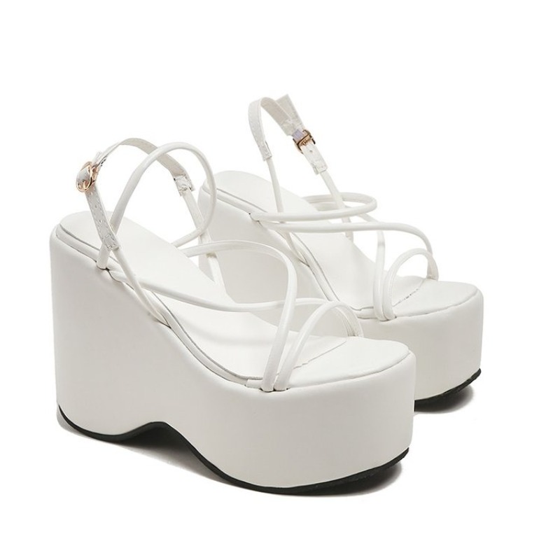 Low Sandals Woman Leather Buck - Summer Alt Clothing recensione e prezzo