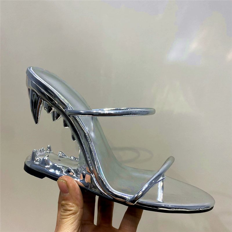 Summer new patent leather one- - Summer Clothing Plus Size Women recensione e prezzo